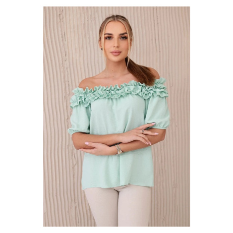 Spanish blouse with a small ruffle