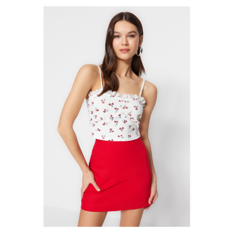 Trendyol White Floral Printed Strap Fitted/Simple Waffle Fabric Super Crop Knitted Blouse