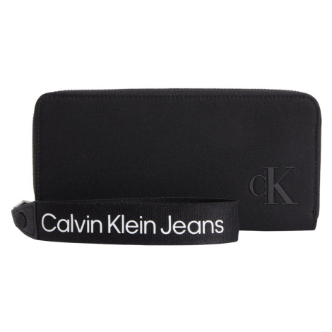 Calvin Klein Jeans Woman's Wallet 8720108730648