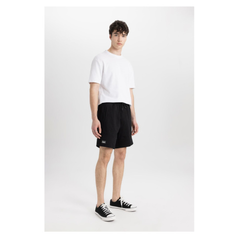 DEFACTO Slim Fit Skinny Leg Basic Shorts