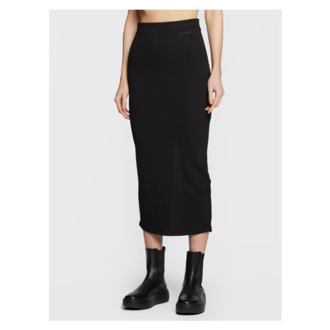 Calvin Klein Midi sukňa Q-Nova K20K205339 Čierna Slim Fit