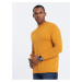Horčicový pánsky basic sveter so stojačikom Ombre Clothing