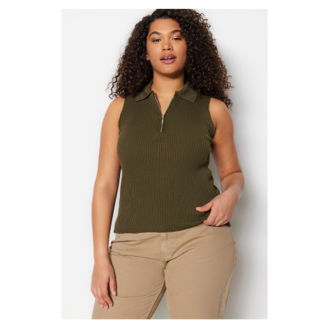 Trendyol Curve Dark Green Body-Charming Fine Knitwear Zippered Blouse