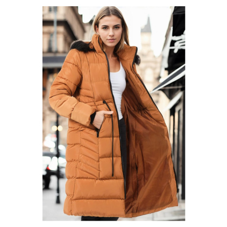 Z6758 DEWBERRY LADIES' COAT-PLAIN PLATE