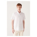 Avva Men's White Buttoned Collar 100% Cotton Thin Short Sleeve Regular Fit Shirt