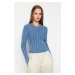 Trendyol modrý pletený sveter s efektom prania