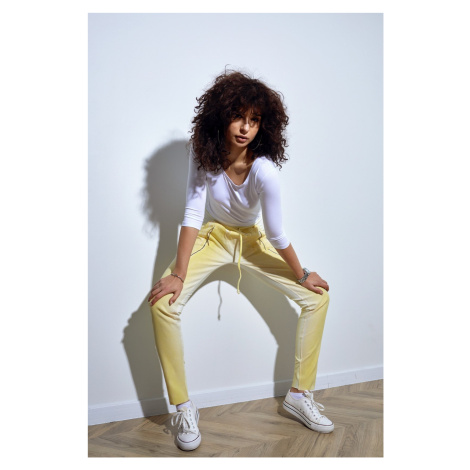 Steamed women's lemon pants FASARDI