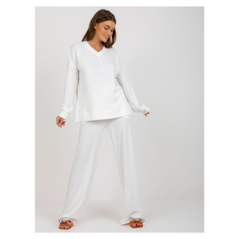 Ecru ribbed casual set of oversize cut