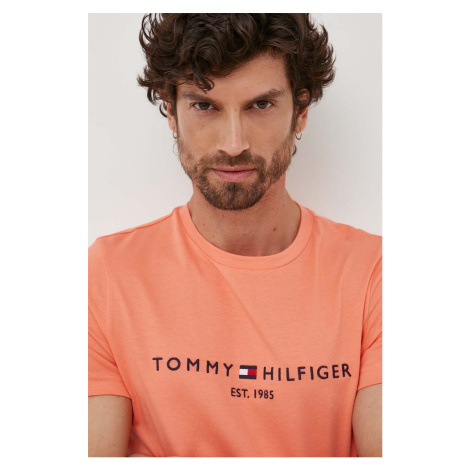 Bavlnené tričko Tommy Hilfiger pánsky,oranžová farba,s nášivkou,MW0MW11797