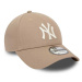 Šiltovka New Era 9FORTY Adjustable Cap New York Yankees League Essential Brown Beige