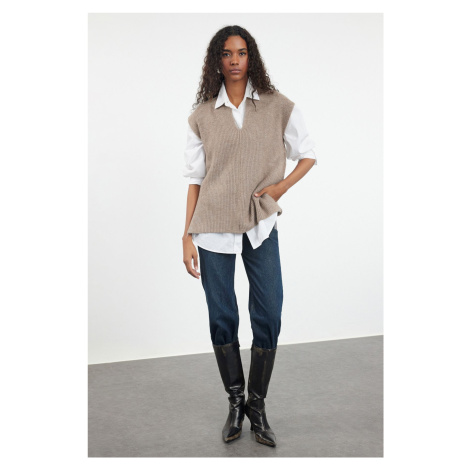 Trendyol Mink Soft Texture V Neck Side Slit Knitted Sweater