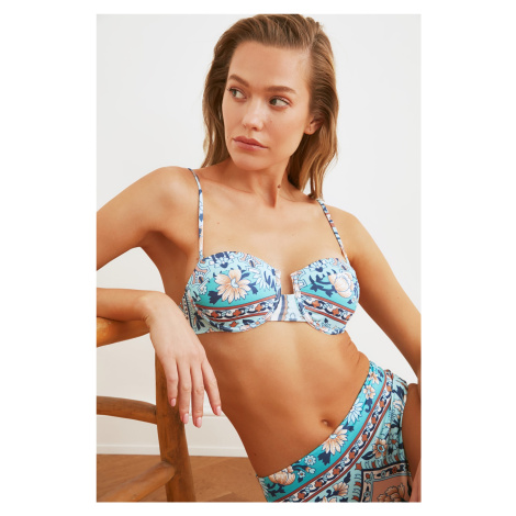 Bikiny vrchný diel Trendyol Patterned