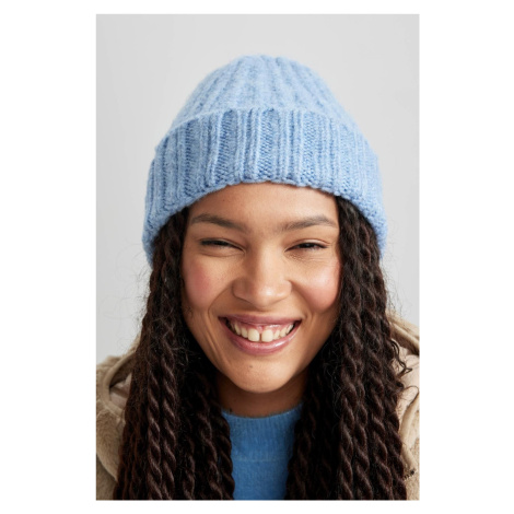 DEFACTO STD Women's Knitted Beret