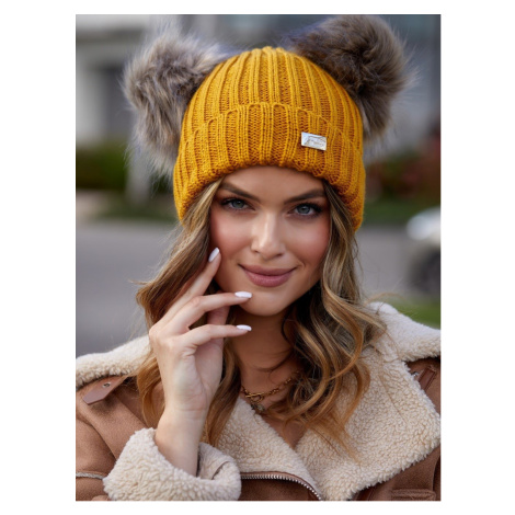 Mustard hat with pompom for winter FASARDI