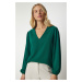 Happiness İstanbul Women's Emerald Green V-Neck Crepe Blouse