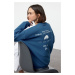 Trendyol Saks Oversize/Wide Pattern Slogan Printed Thick Polar Fleece Knitted Sweatshirt