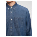 Modrá pánska rifľová košeľa s vreckom GAP