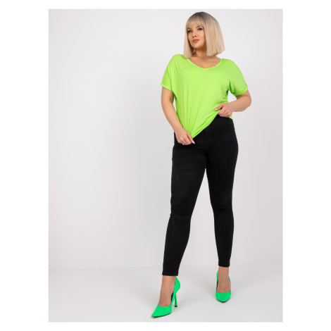 Light green Dina blouse with a loose fit