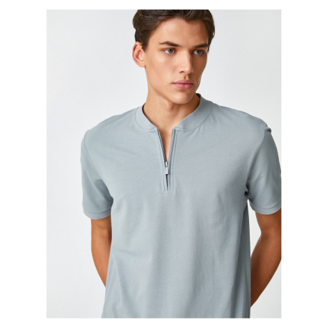 Koton A Judge Collar T-Shirt with Half-Zip Detail, Short Sleeves.
