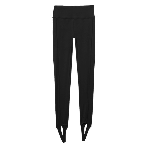 4F Športové nohavice  čierna