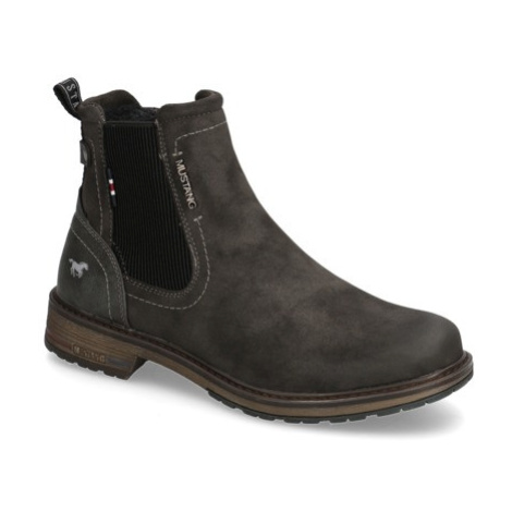 Mustang chelsea boots