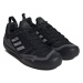 Pánska nízka turistická obuv ADIDAS Terrex Swift Solo 2.0 core black grey three grey six