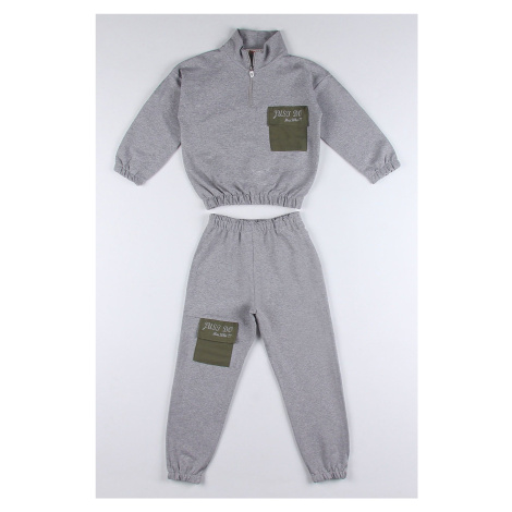 zepkids Girl's Gray Colored Just Do Printed Tracksuit Set with Pockets, Zipper and Elastic Waist