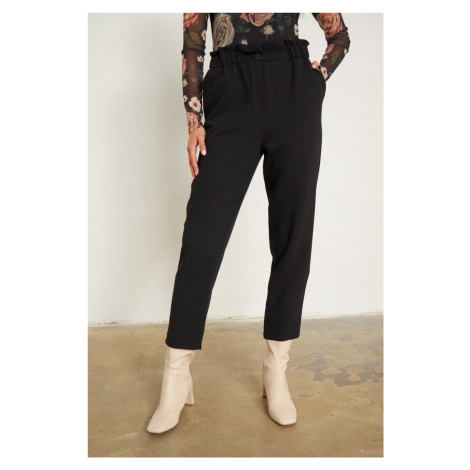 Gusto Ribbed Waist Trousers - Black