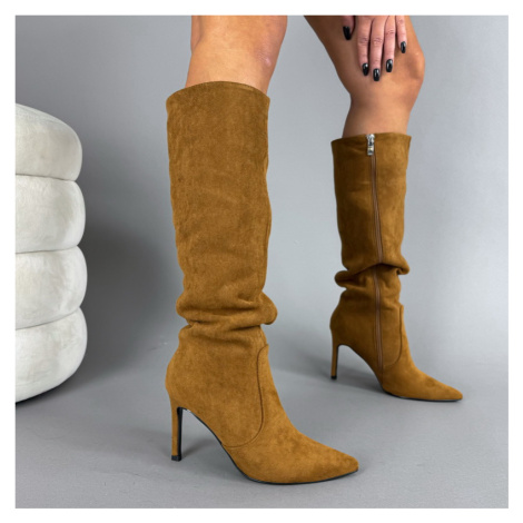 Hnedé semišové vysoké čižmy iMóda