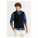 AC&Co / Altınyıldız Classics Men's Navy Blue Standard Fit Regular Fit V Neck Cotton Knitwear Swe