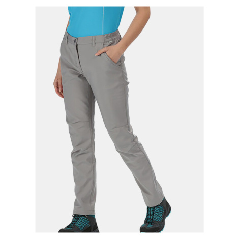 Nohavice a kraťasy pre ženy Regatta