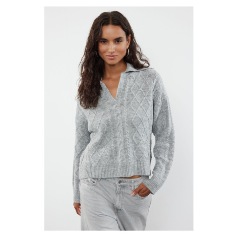 Trendyol Gray Soft Textured Thick Knit Detailed Knitwear Sweater