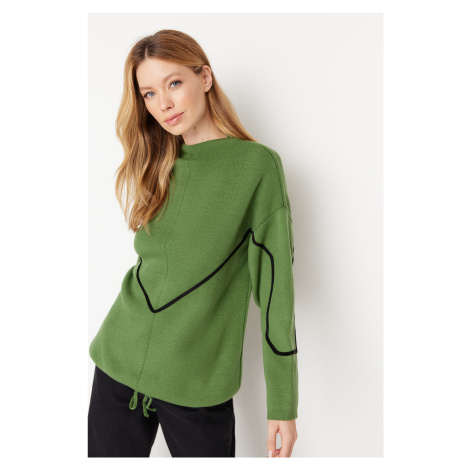 Trendyol Green Line potrubie detailný pletený sveter