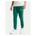 Adidas Teplákové nohavice Essentials IS1392 Zelená Regular Fit