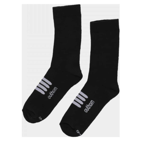 Dámske trekingové ponožky Outhorn OTHAW22UFSOU011 čierne Černá 43-46 4F
