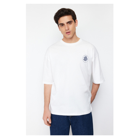 Trendyol Ecru Oversize Embroidered 100% Cotton T-Shirt