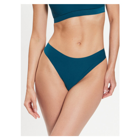 Chantelle Stringové nohavičky Soft Stretch C26490 Modrá