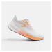 Pánska bežecká obuv KD500 3 bielo-oranžová