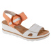 BIELE SANDÁLE RIEKER SANDALS S BÉŽOVÝMI ČLENKOVÝMI PÁSIKMI 67476-38