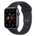 Apple Watch SE 44 mm Vesmírne sivý hliník s tmavo atramentovým športovým remienkom