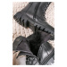 Čierne kožené členkové šnurovacie topánky 1-25844
