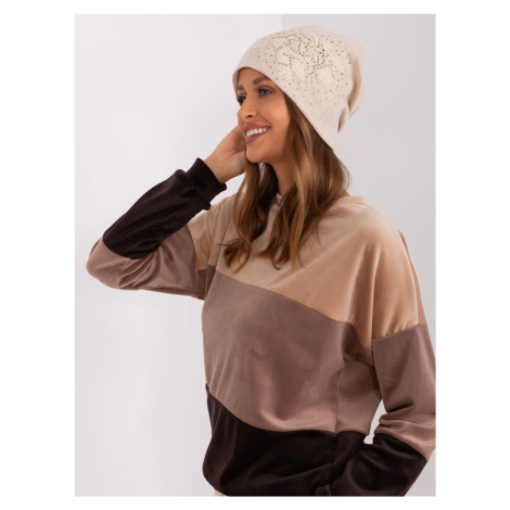 Cap-AT-CZ-23250.01P-light beige