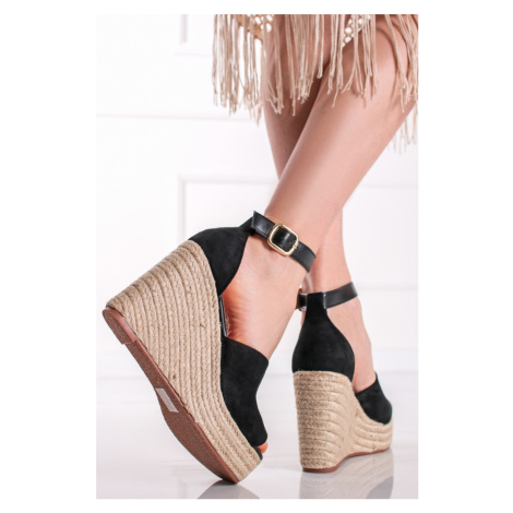 Čierne platformové sandále Carmen Ideal