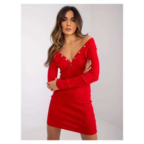 Červené priliehavé mini šaty s výstrihom RV-SK-7438.17-red Rue Paris
