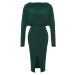 Trendyol Emerald Green Odetý golier A-Line / A-Line formálne midi strečové pletené šaty s rozpar