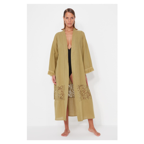 Trendyol zelený maxi tkaný kimono a kaftan s opaskom zo 100% bavlny s čipkou