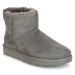 UGG  CLASSIC MINI II  Polokozačky Šedá