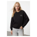 Trendyol Black Slogan Embroidered Oversize/Wide Fit Thick Inside Fleece Knitted Sweatshirt