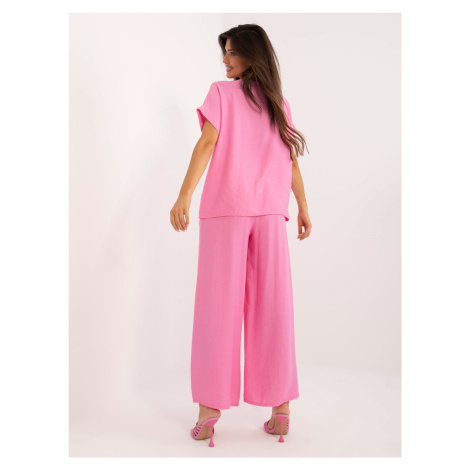 Pink summer set with wide trousers