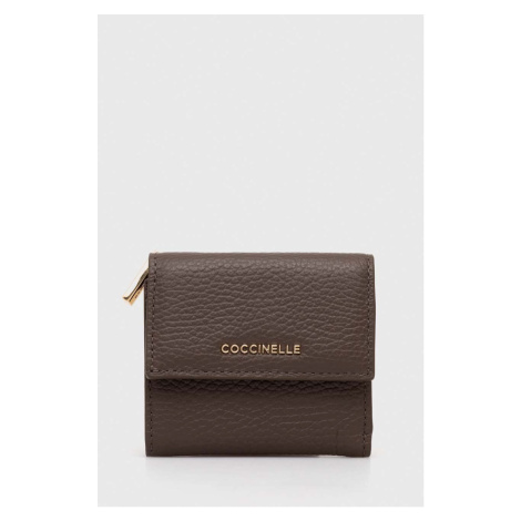 Kožená peňaženka Coccinelle dámsky, hnedá farba